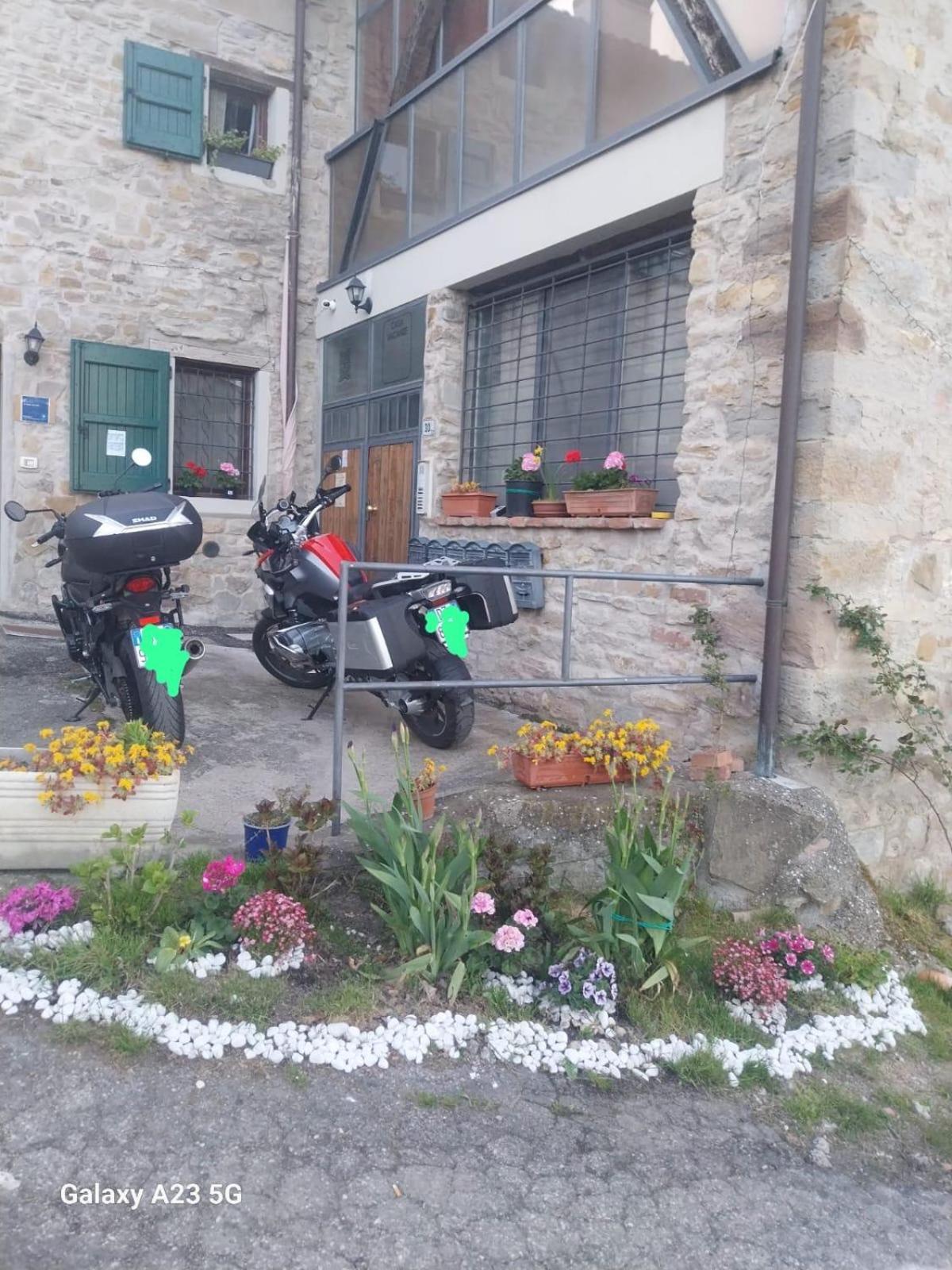 La Corte Dei Celti San Benedetto Del Querceto Eksteriør bilde